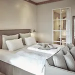 Ξενοδοχείο The Cozy & Lofts Timmendorfer 4*