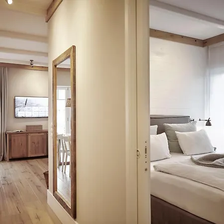 Hotel The Cozy & Lofts Timmendorfer 4*