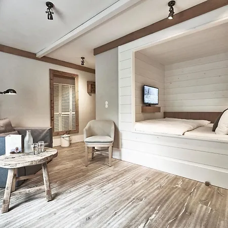 The Cozy & Lofts Timmendorfer Hotel 4*